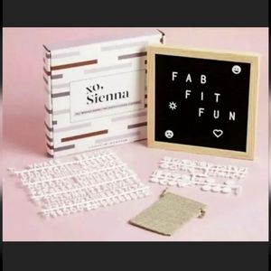 Felt message board - XO, Sienna